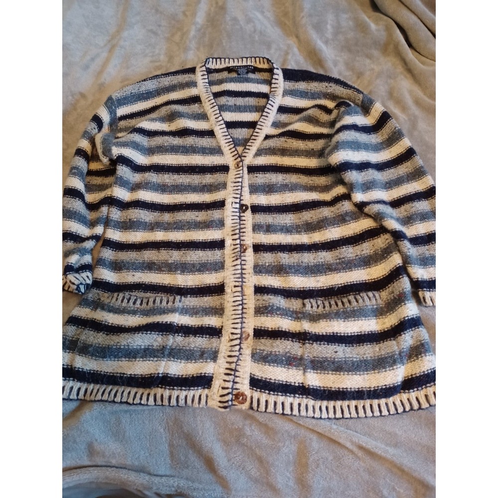 Vintage Metropolitan  New York 10001 cardigan. Made in Hong Kong Sz. M.